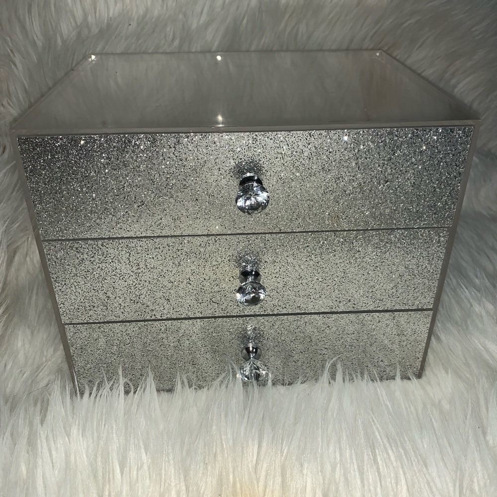 Acrylic makeup Drawer